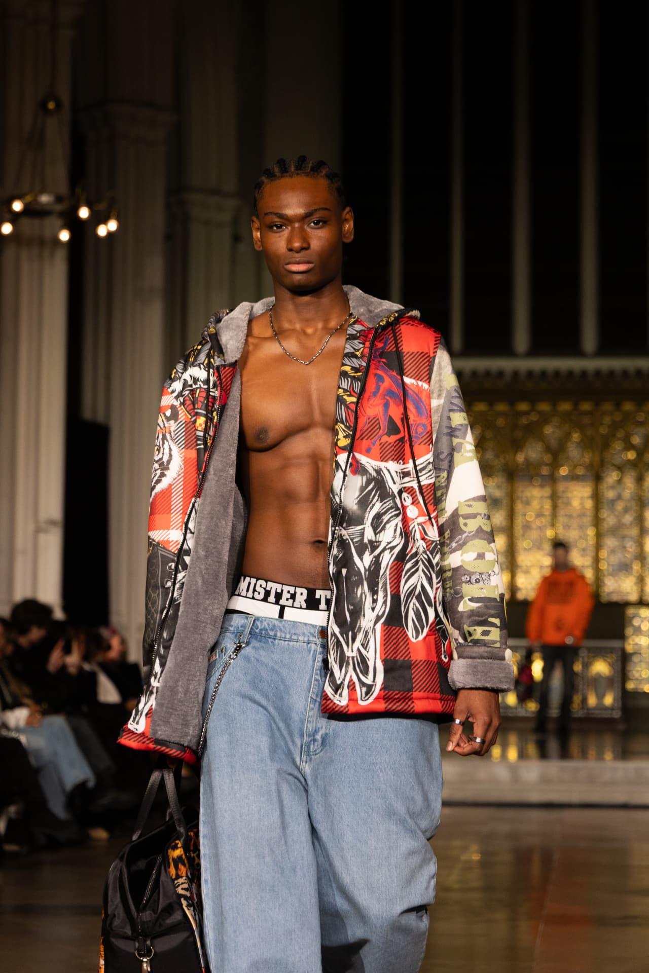 Art Hearts runway look